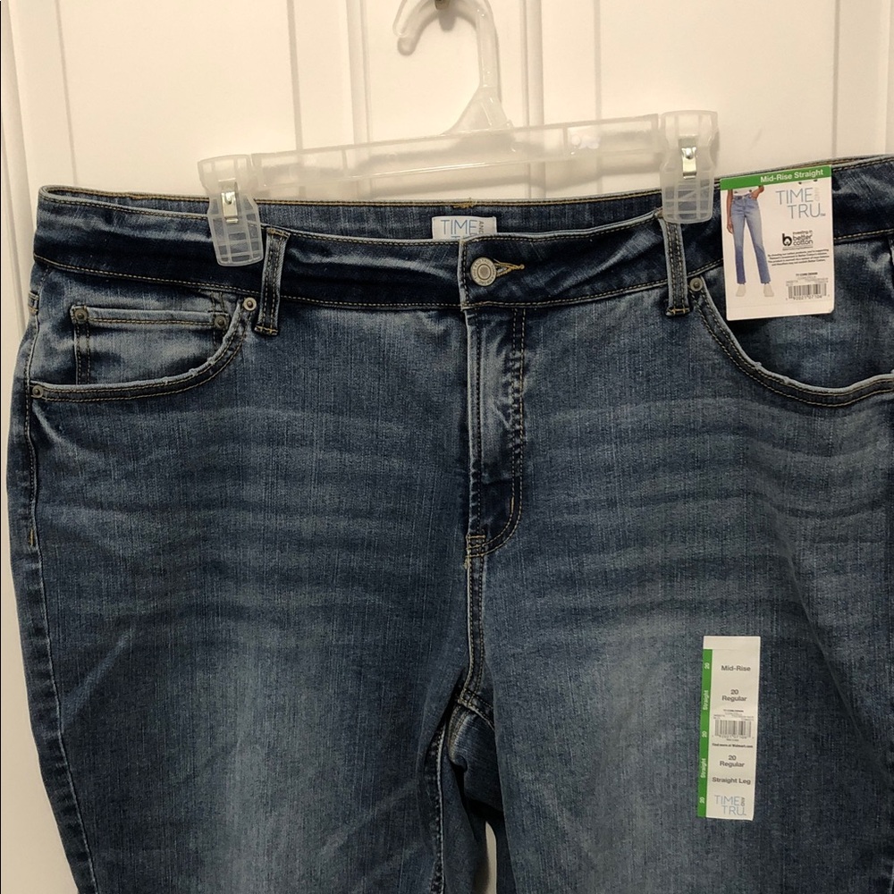 NWT womens Time and Tru  Blue Mid-Rise Straight Jeans - Picture 4 of 5
